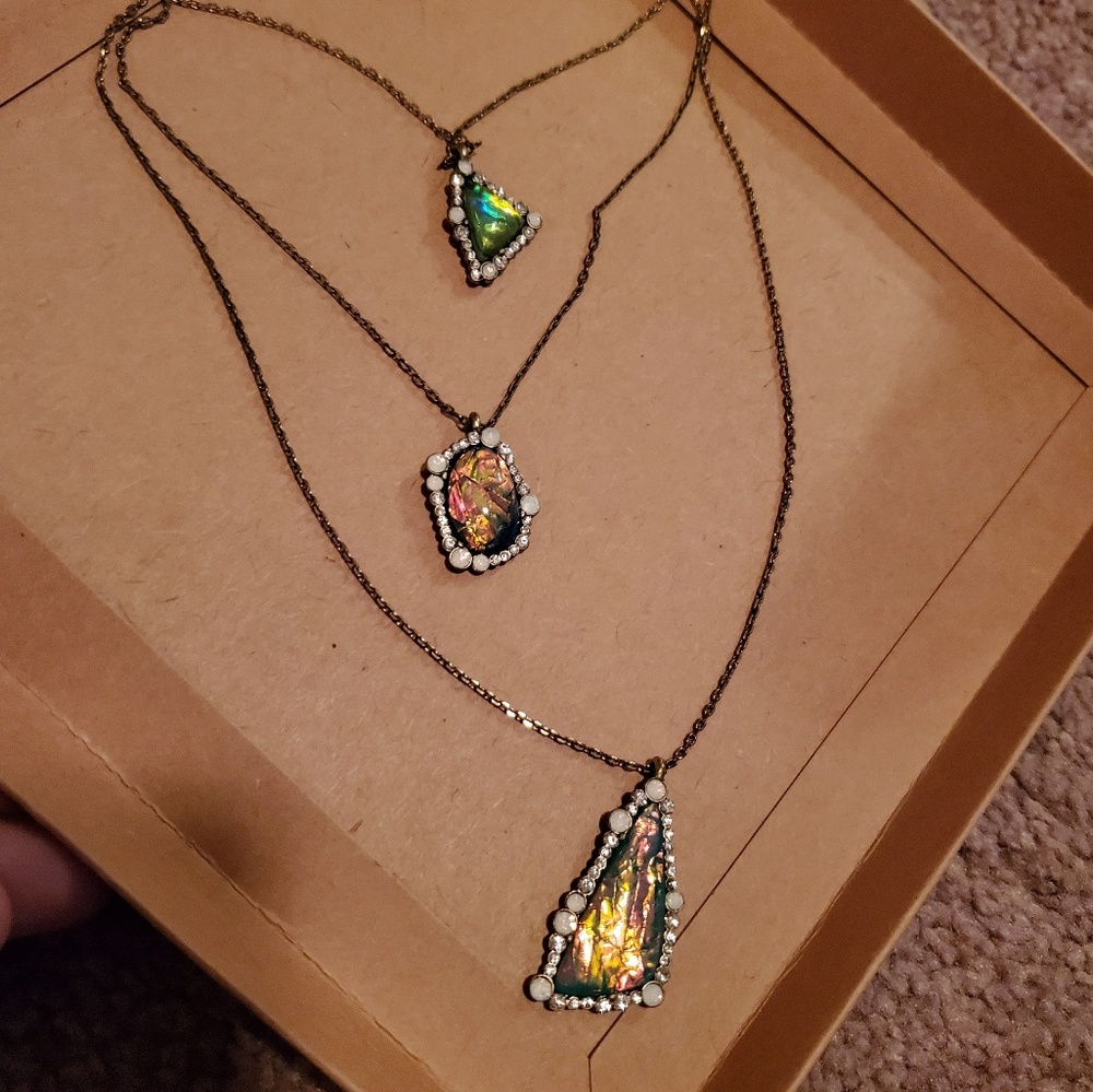Three tier chloe and isabel blue necklace